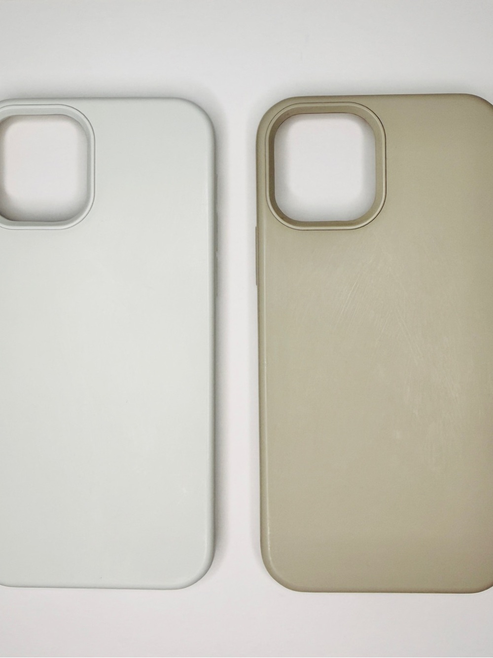 OTOFly iPhone 12 / 12 Pro Silicone Cases White Stone Bundle
